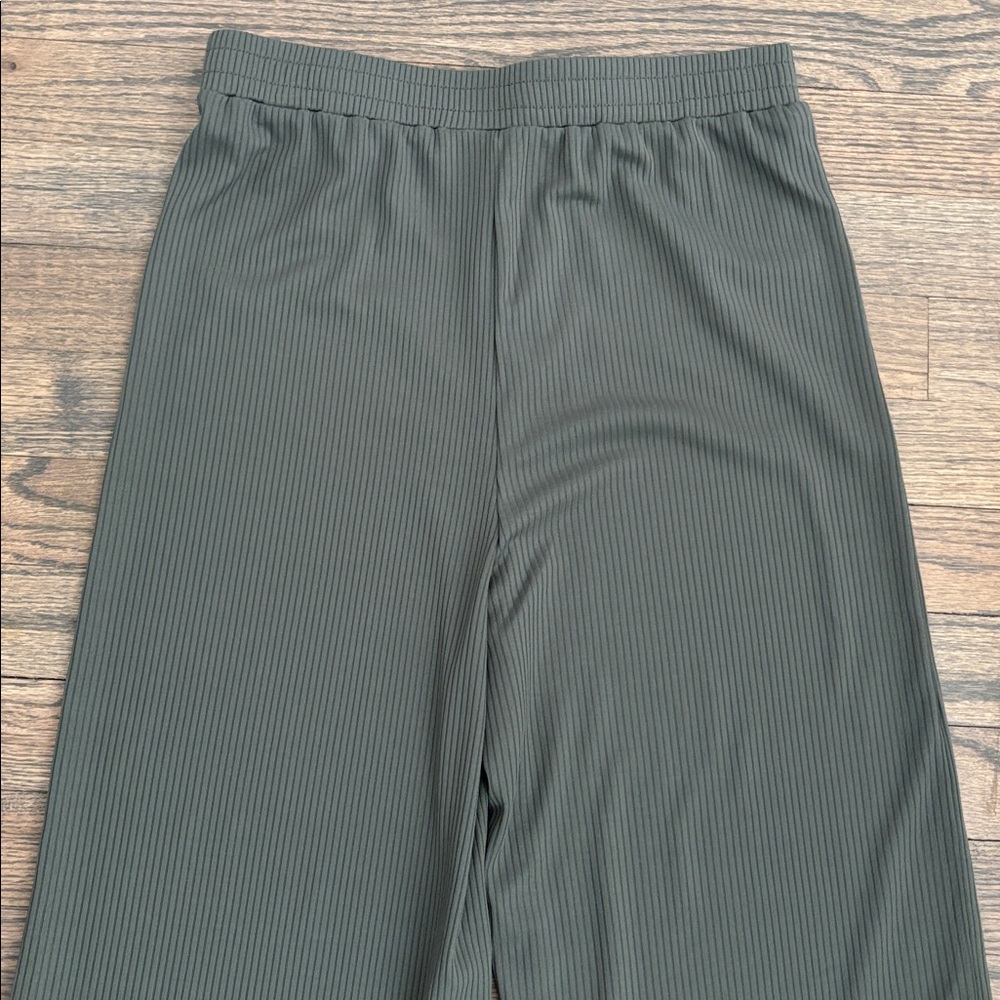 SHEIN Olive Wide Leg Pants - Picture 7 of 15